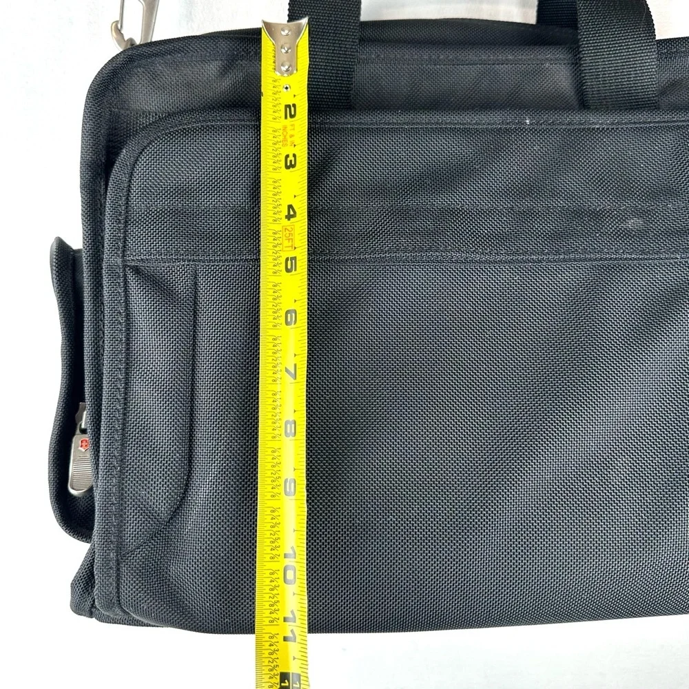 Victorinox Laptop Messenger Bag 32011N Breifcase Office School